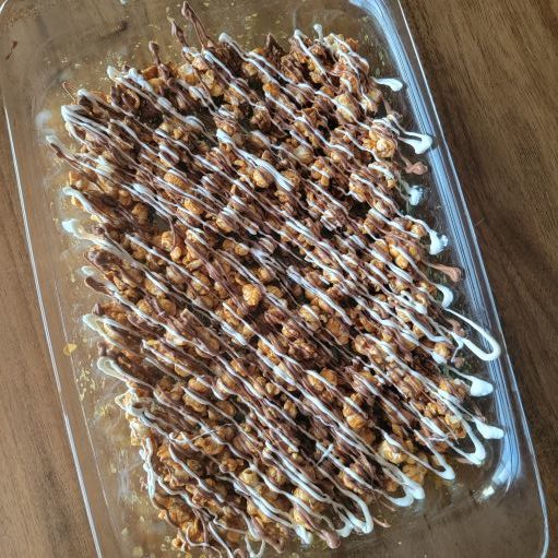 zebra caramel popcorn drizzle